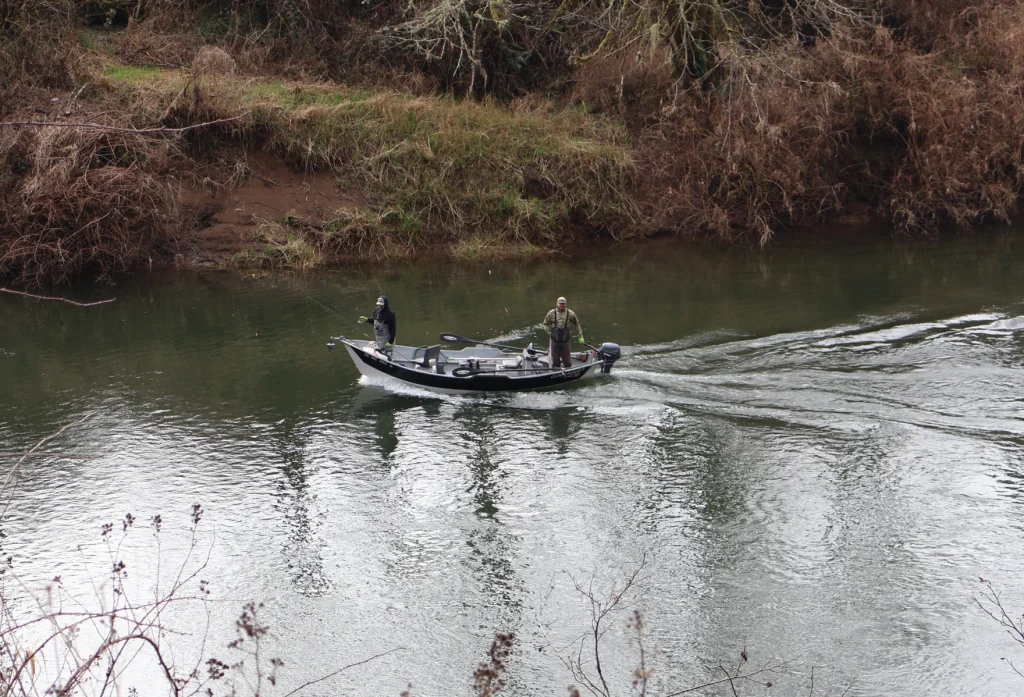 Debate Grows Over Proposed Motorized Boat Ban on Upper Siletz River