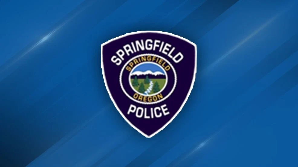 Springfield man arrested after police pursuit ends with vehicle stuck