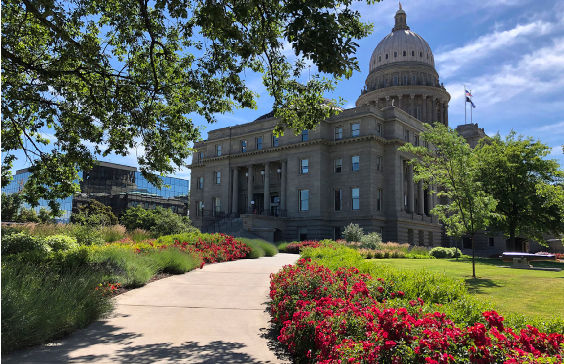 Idaho Doctor Challenges Abortion Ban in Landmark Lawsuit Focused on Maternal Health Rights