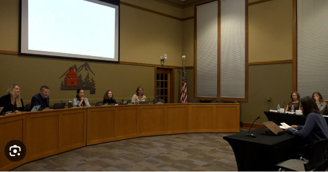 Bend-La Pine School District addresses parent concerns about AI and technology in classrooms