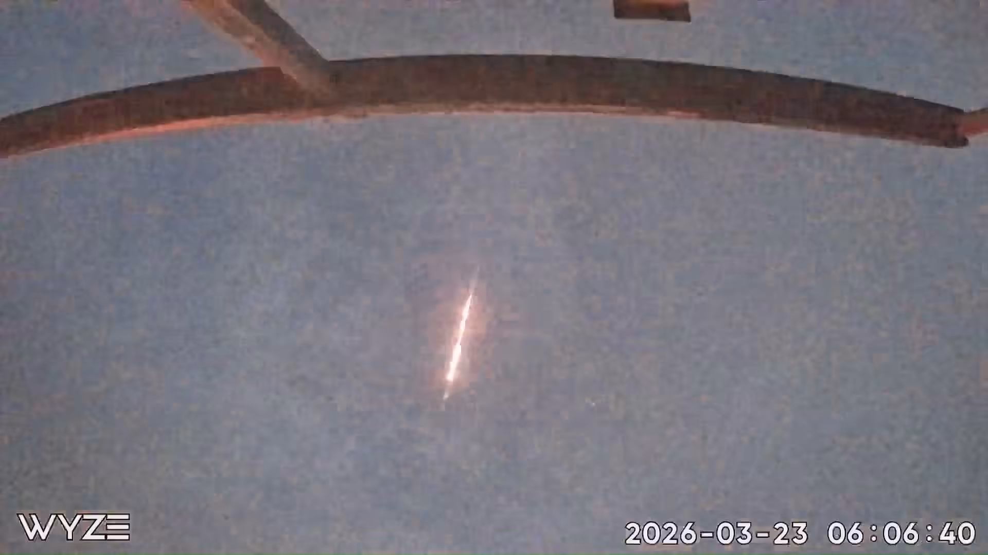 Bright Meteor Fireball Lights Up Skies Across Oregon