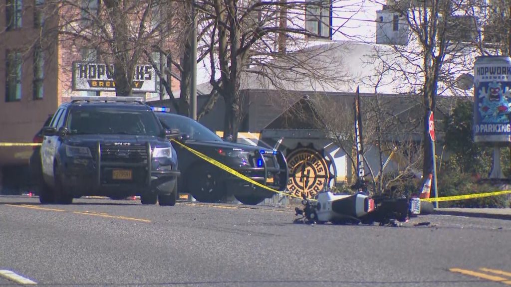 Motorcyclist Killed in Crash With Car in Southeast Portland
