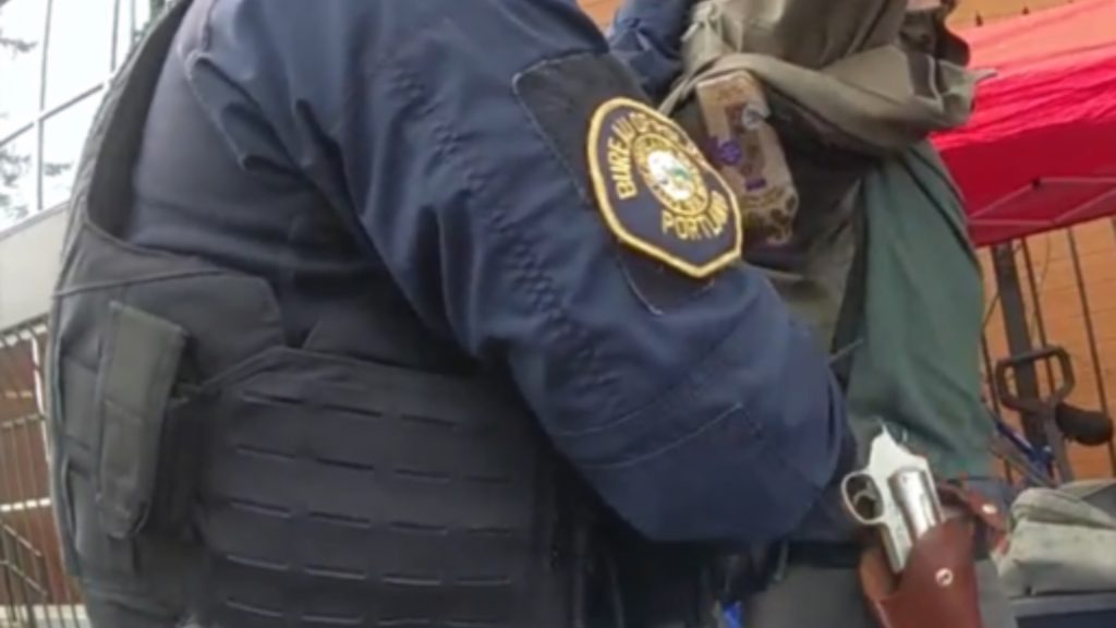 Portland police arrest suspected ‘crumb dealer,’ seize guns and fentanyl in East Portland