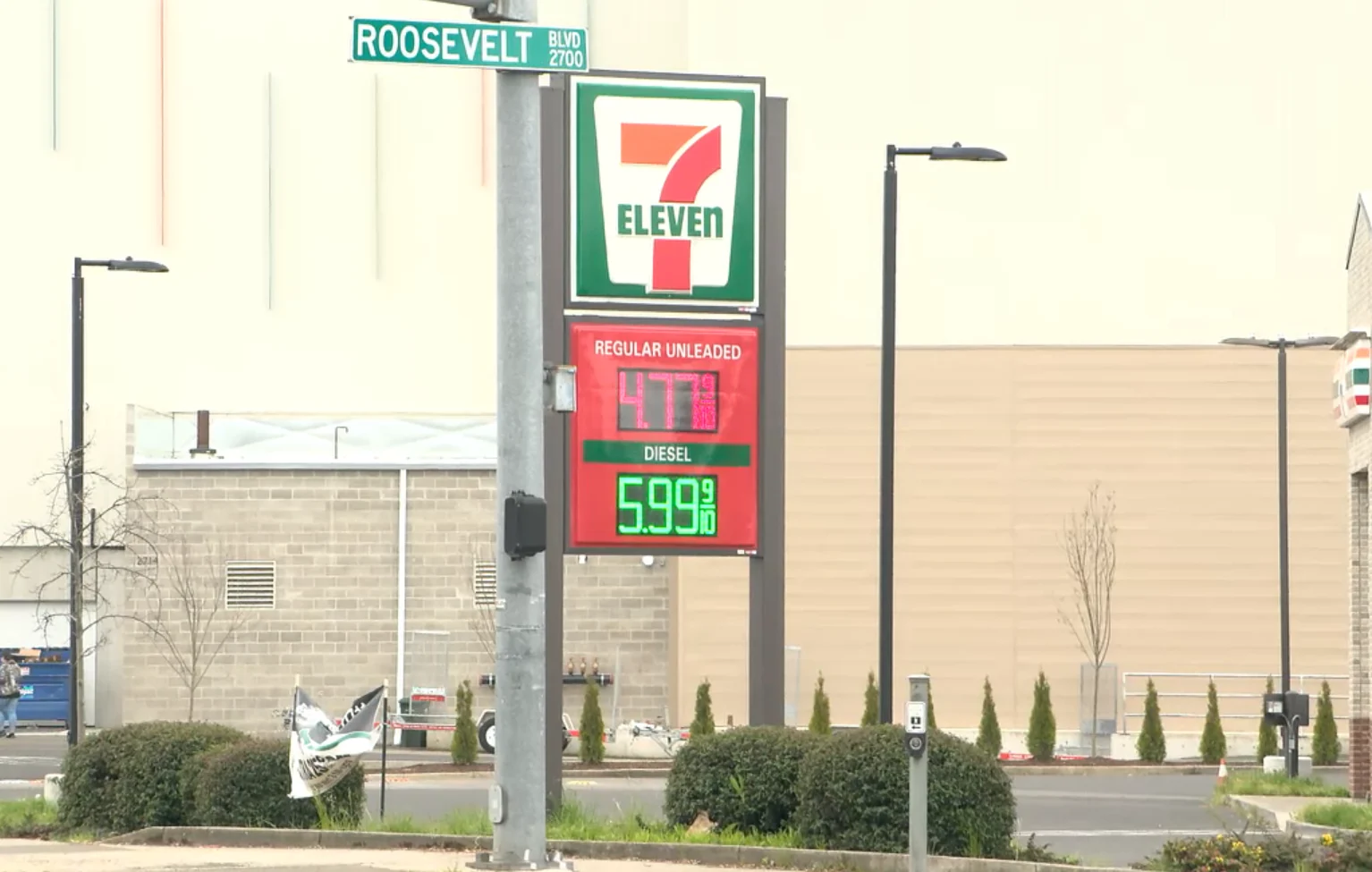 Rising Fuel Costs in Oregon Strain Eugene Movers and City Services Amid Pricing Regulations