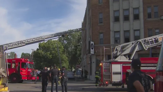 2 hospitalized, 2 treated at scene after Detroit apartment building fire, officials say