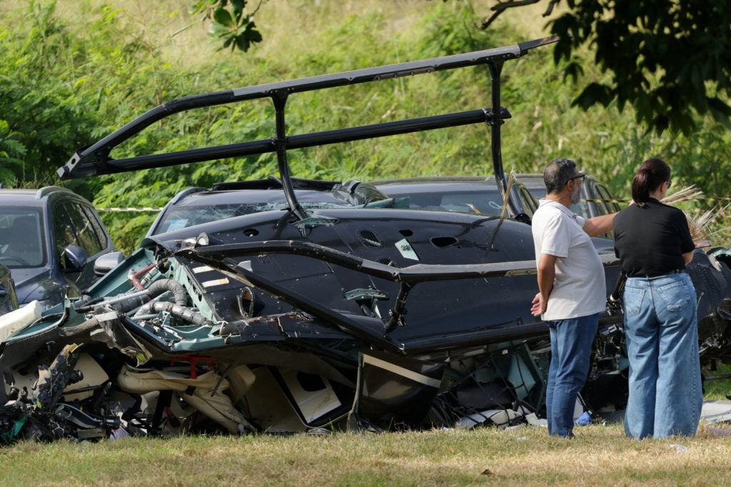 Helicopters collide over Rio de Janeiro, killing all 6 aboard