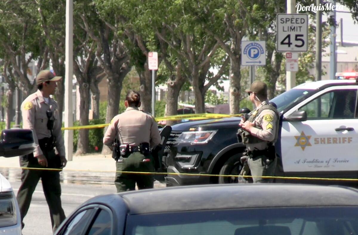 Suspect Shot, Killed After Stabbing LA County Sheriff's Deputy in Lancaster, California
