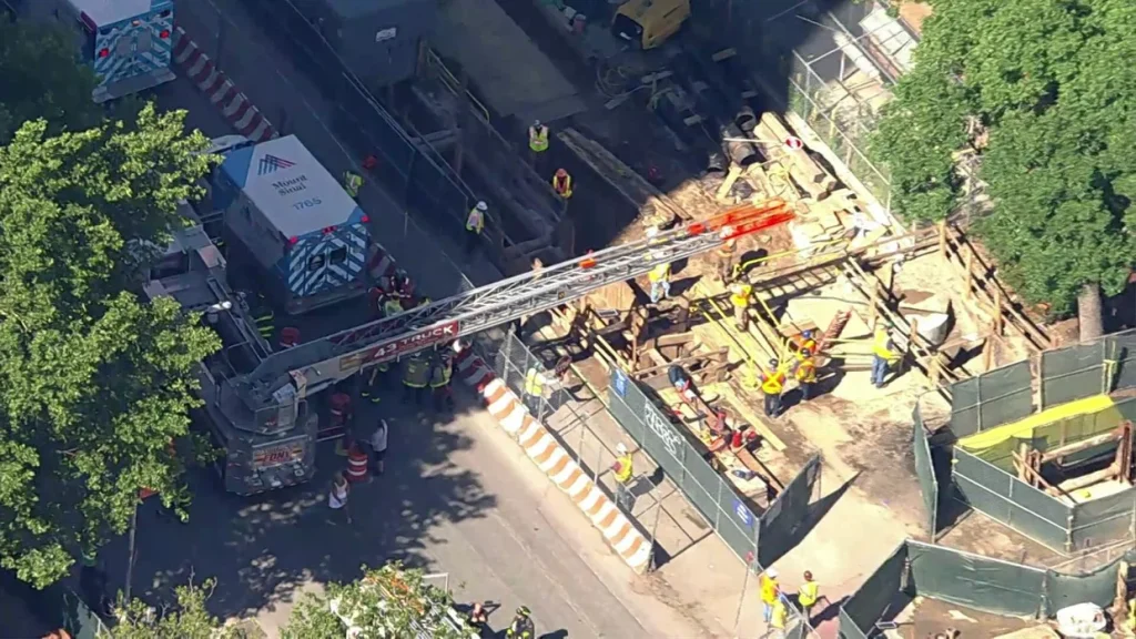 Construction worker falls into Harlem hole, according to FDNY